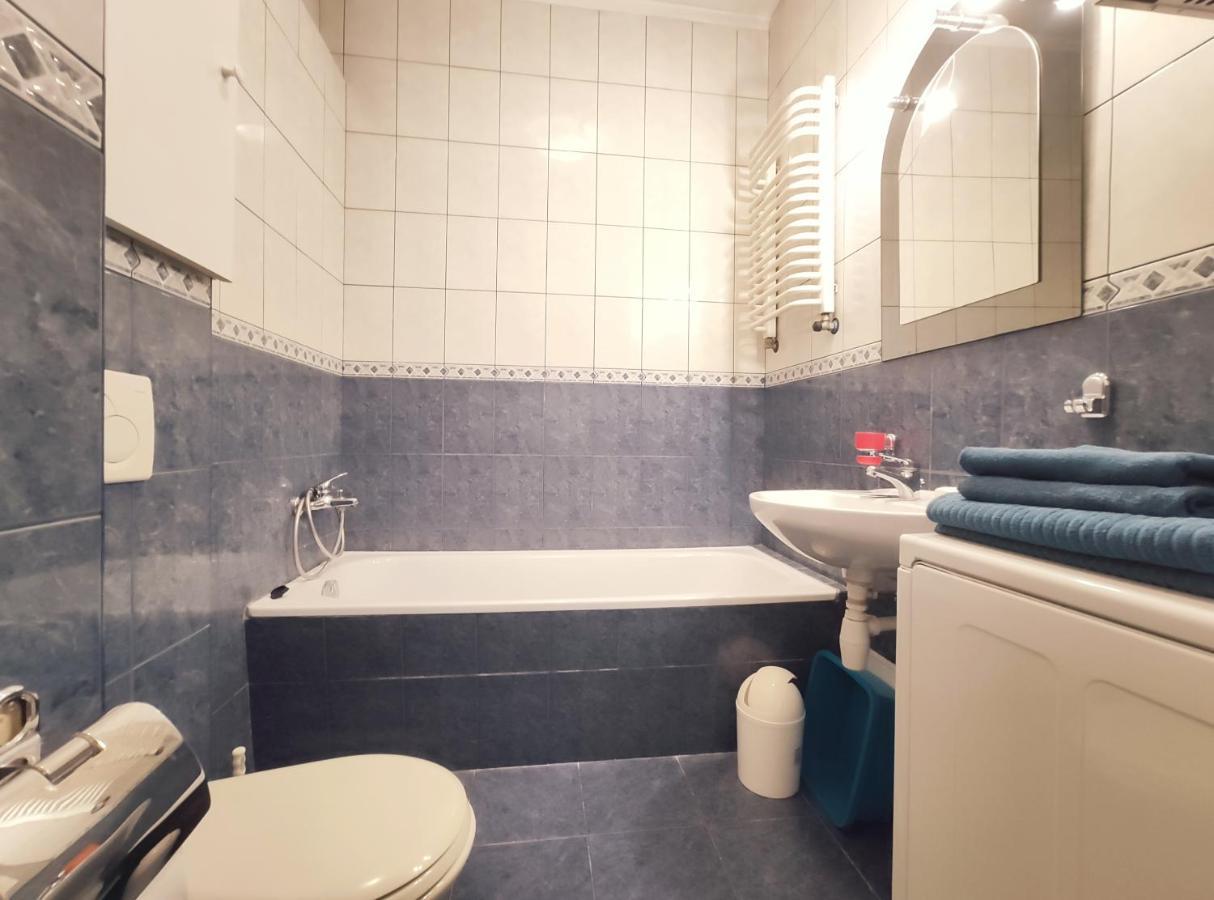Plac Nowy 8A By Homeprime Krakow Ngoại thất bức ảnh